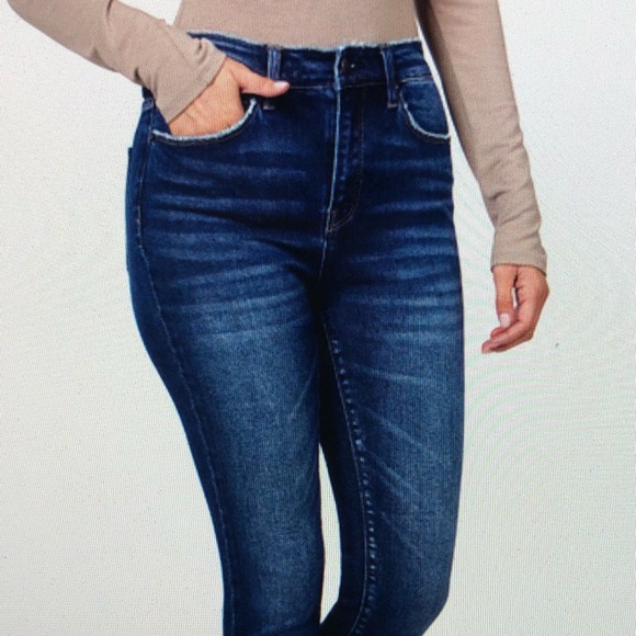Zenana Outfitters Denim - Zenana High rise skinny ankle Jeans
